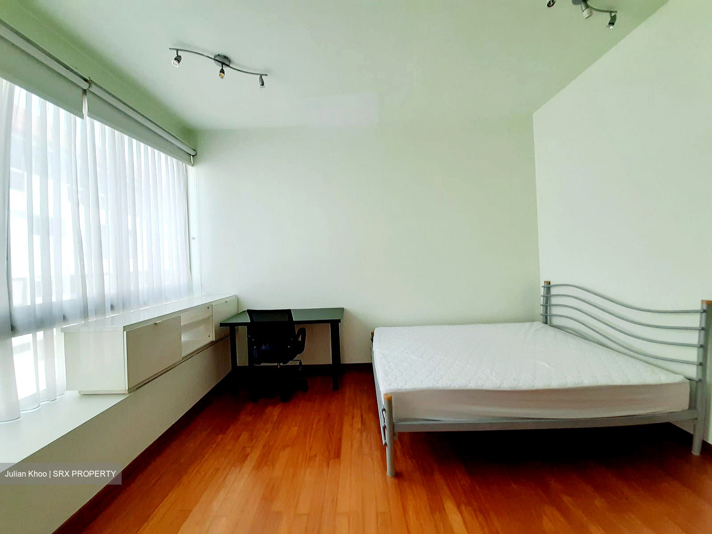 Tanah Merah Green (D16), Terrace #562194401